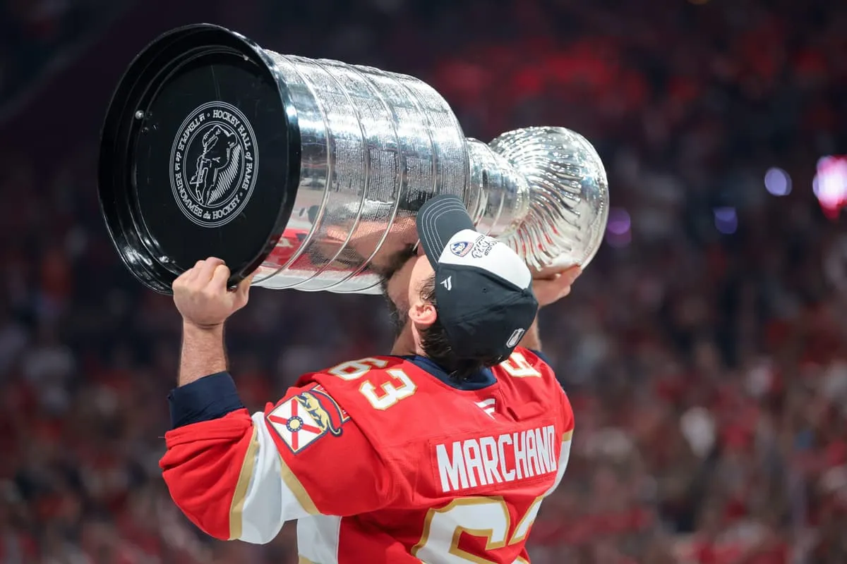 Pemenang dan Pecundang Agen Bebas NHL 2025: Panthers, Golden Knights Mendobrak Permainan