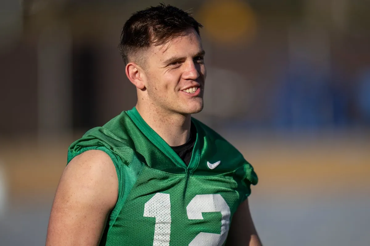 Sumber: Quarterback BYU Jake Retzlaff diperkirakan mendapat skorsing beberapa pertandingan, menimbulkan keraguan akan masa depannya dengan program tersebut