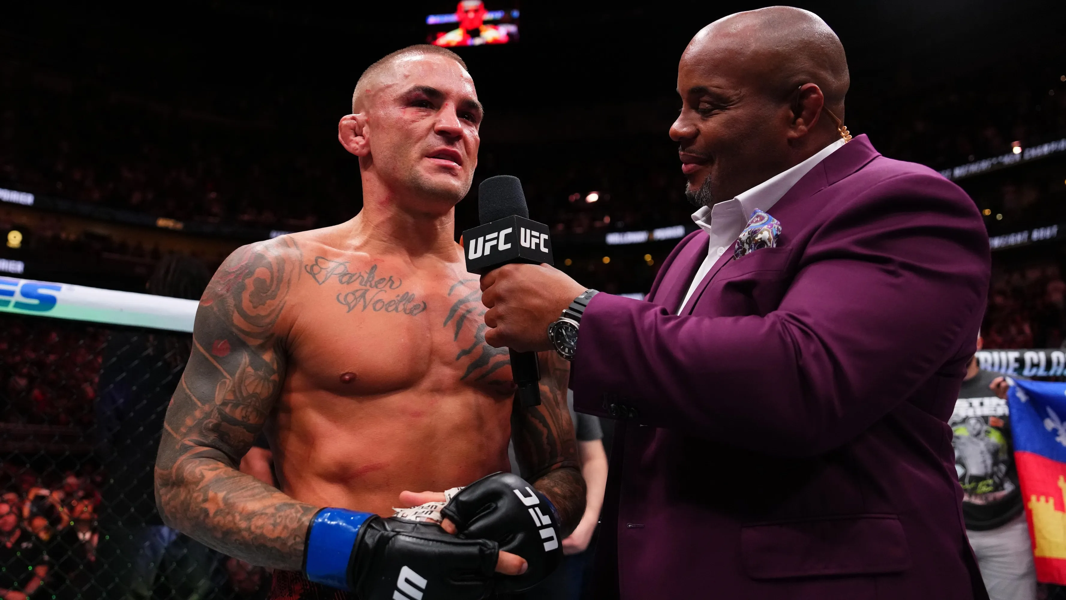 Dustin Poirier Mengkritik Skor Juri dalam Kekalahan Pertarungan Pensiun UFC dari Holloway