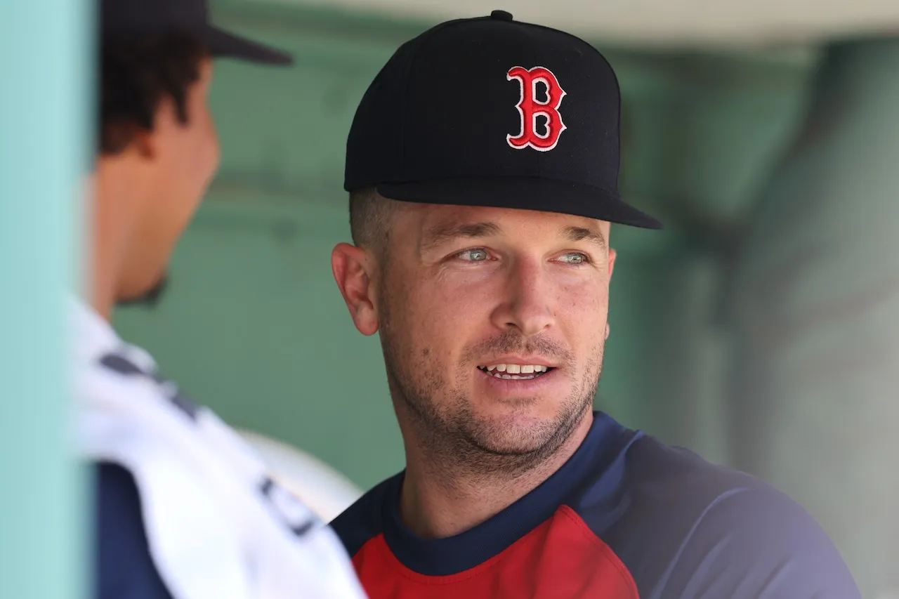 Susunan pemain Red Sox: Alex Bregman aktif dari IL, Roman Anthony absen, pemain debutan di 2B