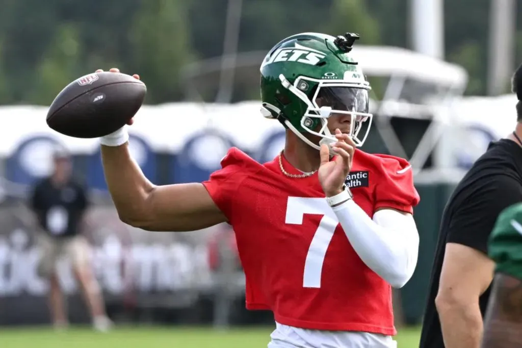 Justin Fields Unggul dalam Latihan Jets 7 lawan 7 Usai Cedera